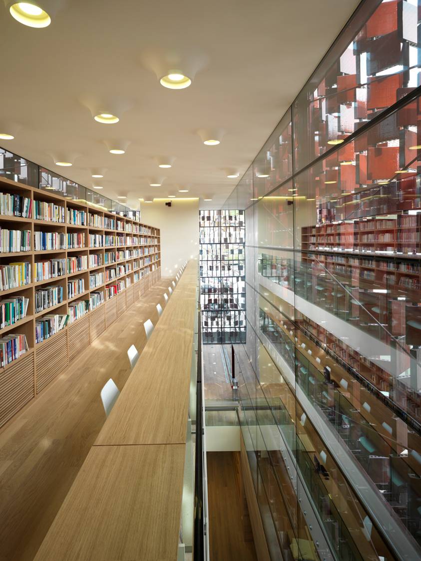 Immagine Biblioteca Centro Cultura Tullio Carrara