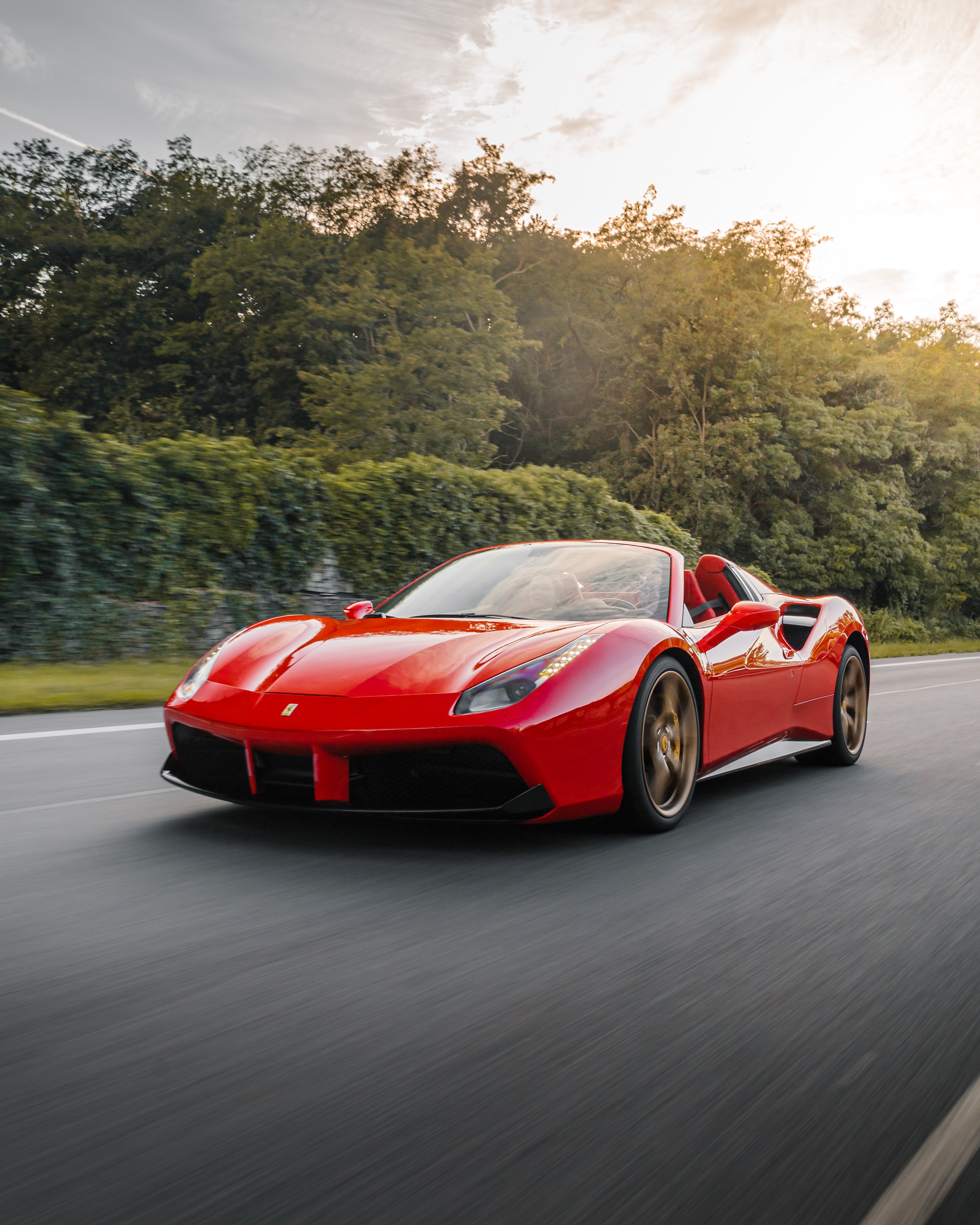 Immagine Ferrari Cavalcade 2022: sfilano i cavallini più esclusivi